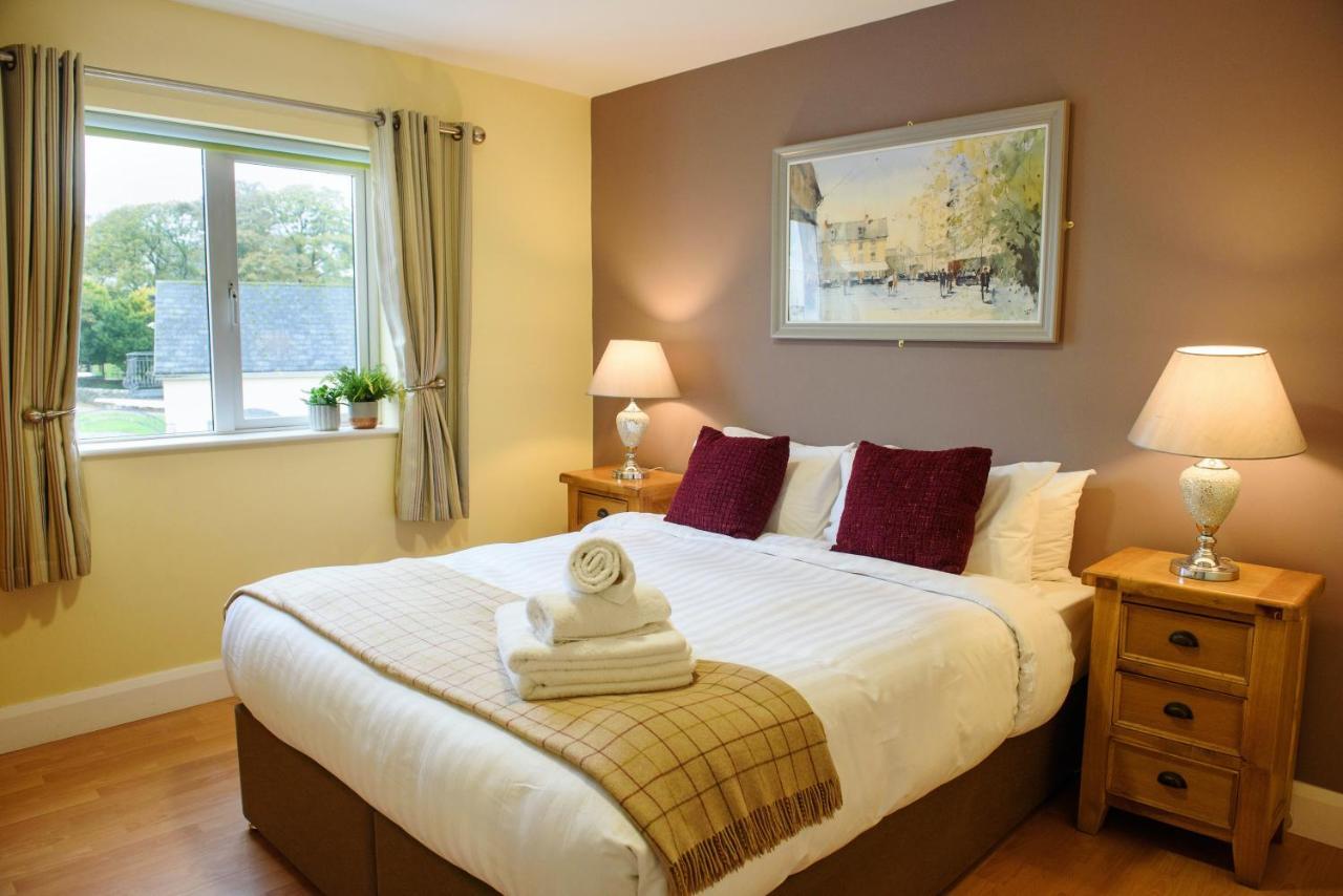 Waterfront Self Catering Houses Carrick on Shannon Εξωτερικό φωτογραφία