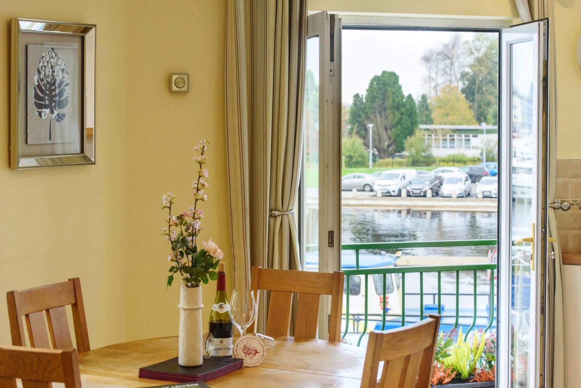 Waterfront Self Catering Houses Carrick on Shannon Εξωτερικό φωτογραφία