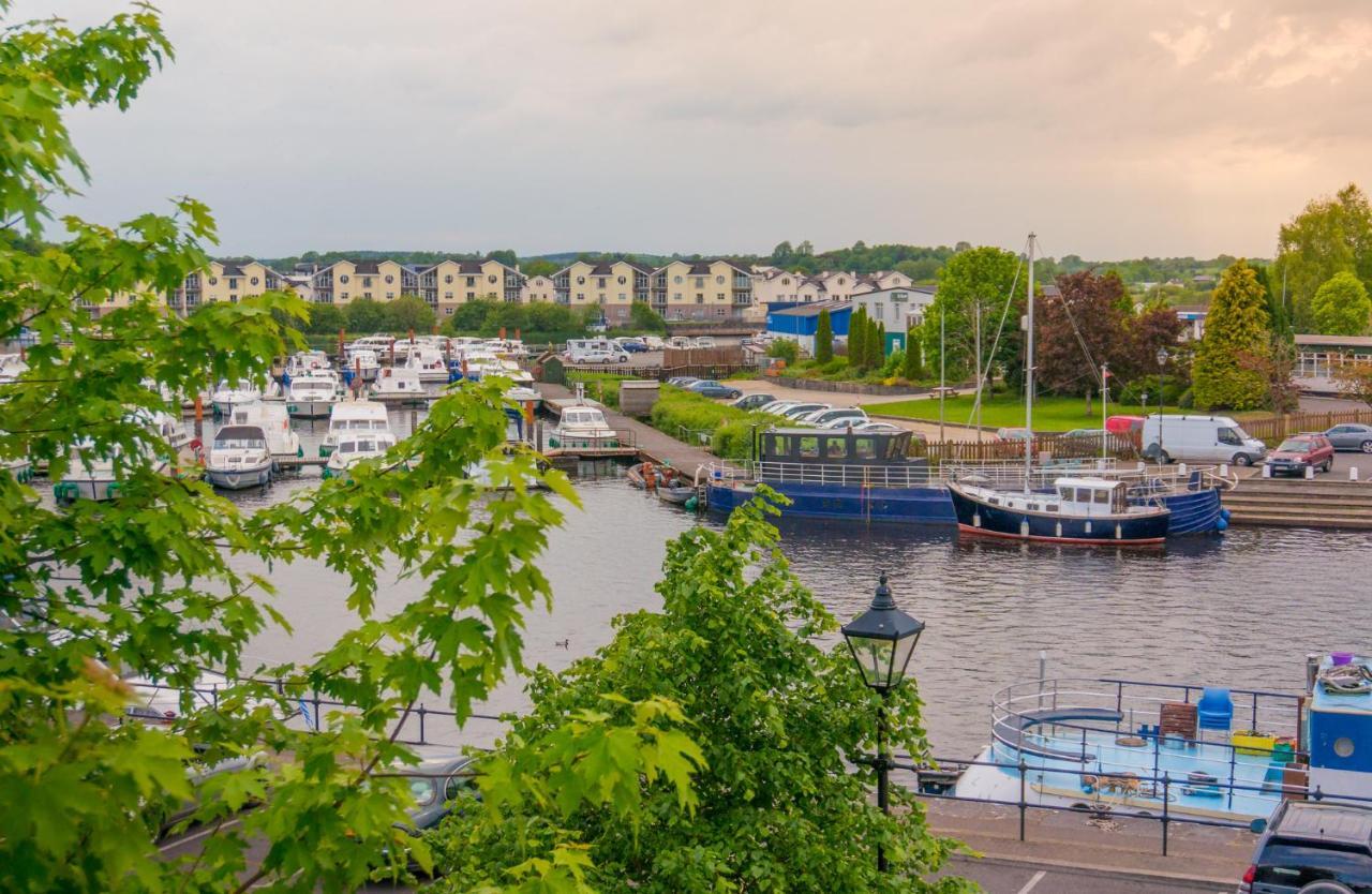 Waterfront Self Catering Houses Carrick on Shannon Εξωτερικό φωτογραφία